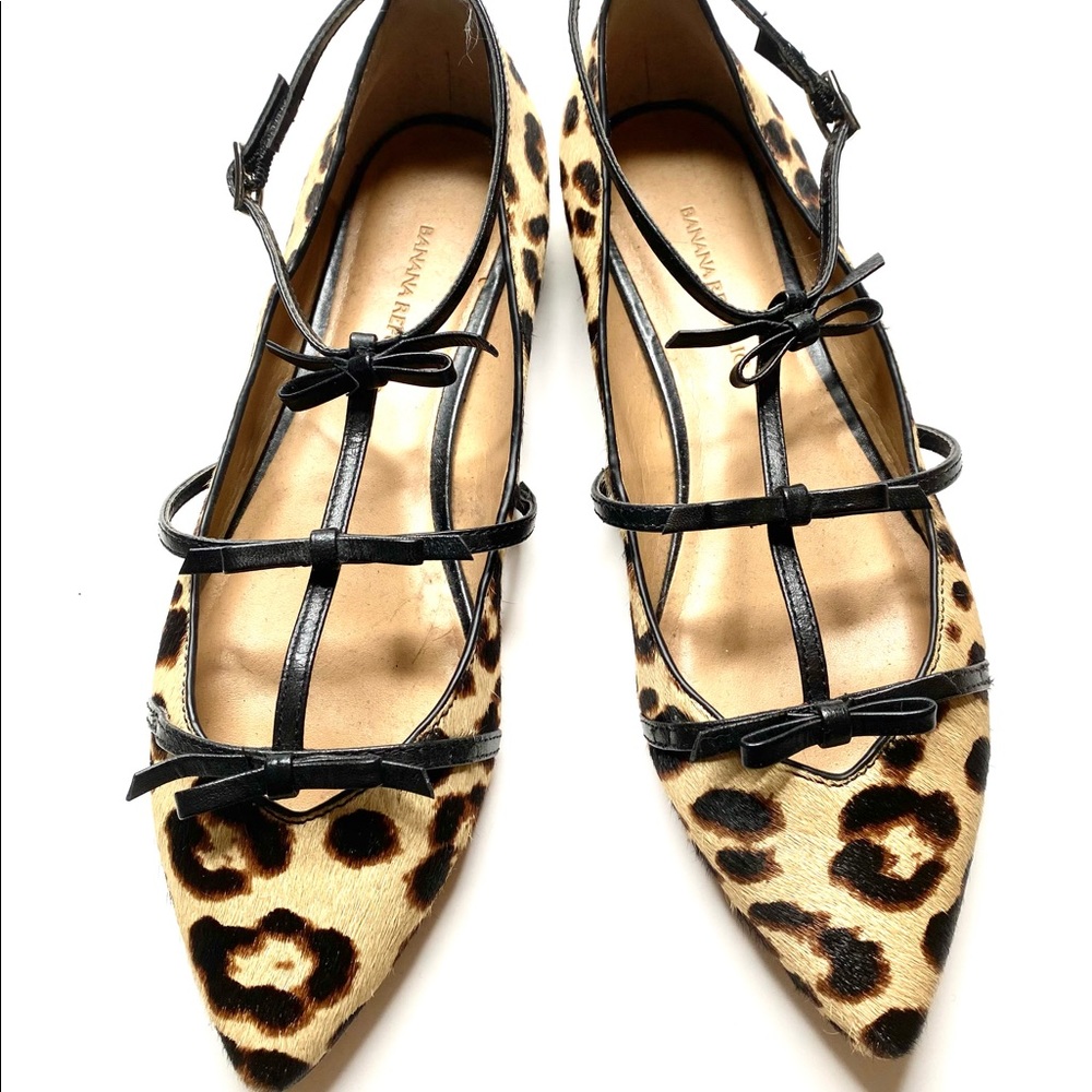 Banana Republic leopard flats